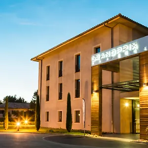 Grand Prix & Restaurant Otel Le Castellet (Var)